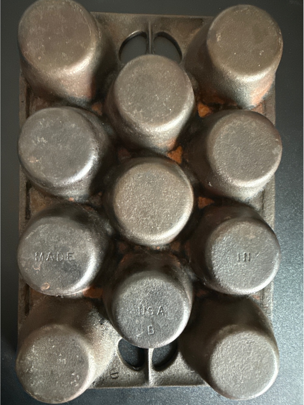 BSR 11 Cup Muffin Popover Cast Iron Pan